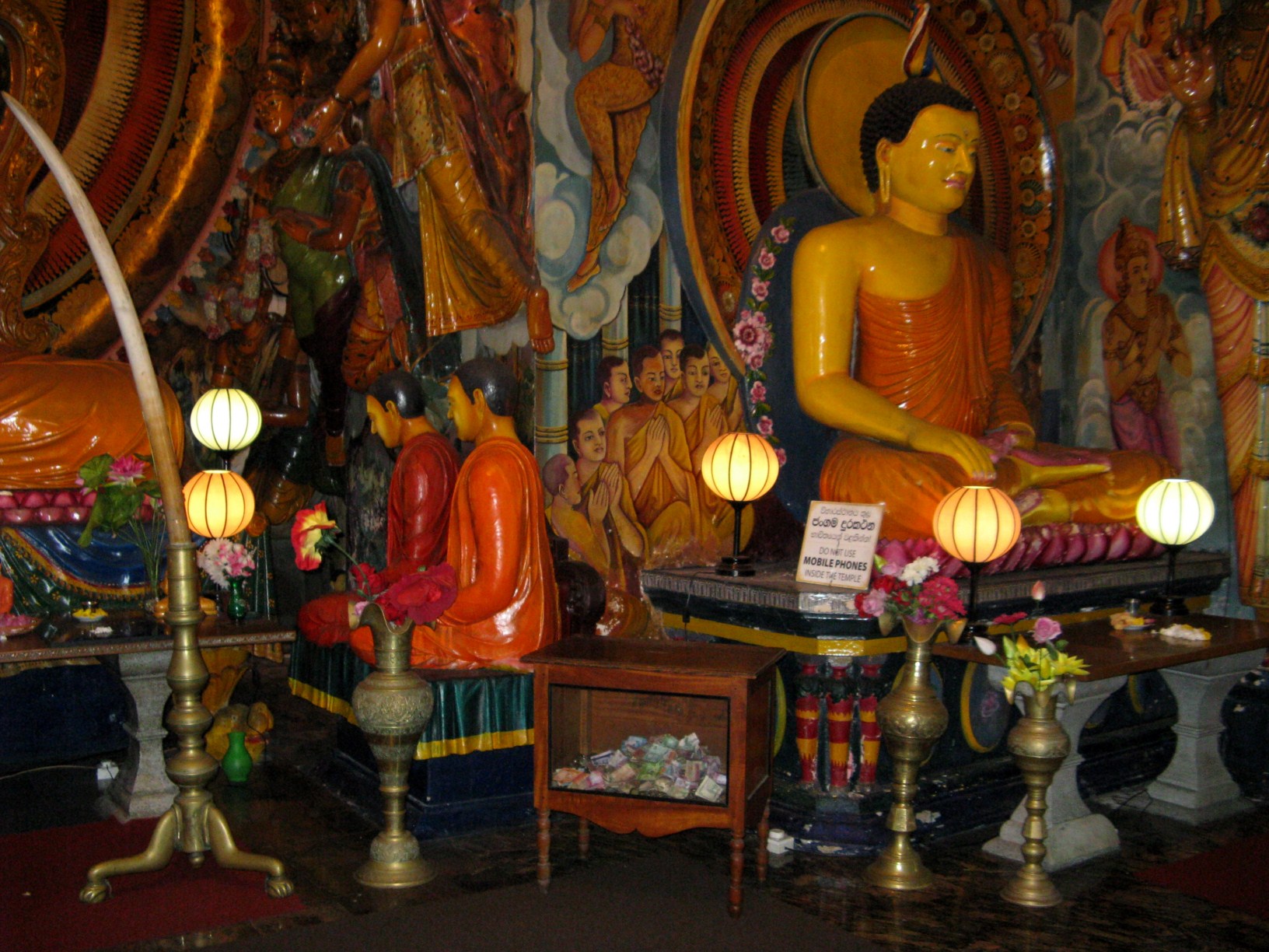 Innenraum eines Buddhistischen Tempels
