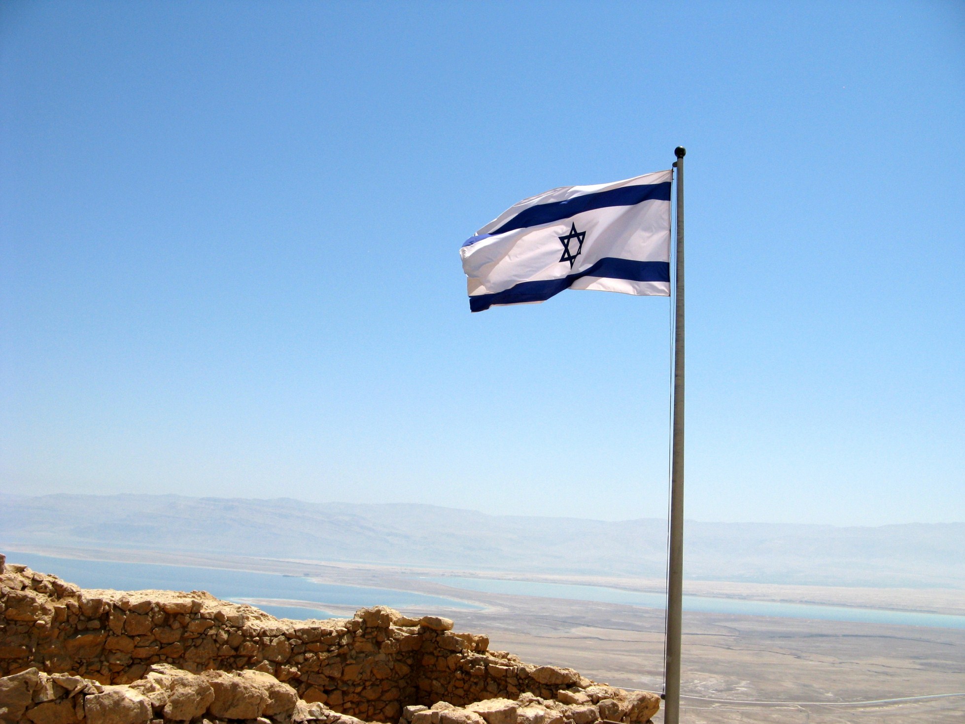 Die Festung Massada ist heute ein Symbol für den Freiheitwillen des Staates Israel.